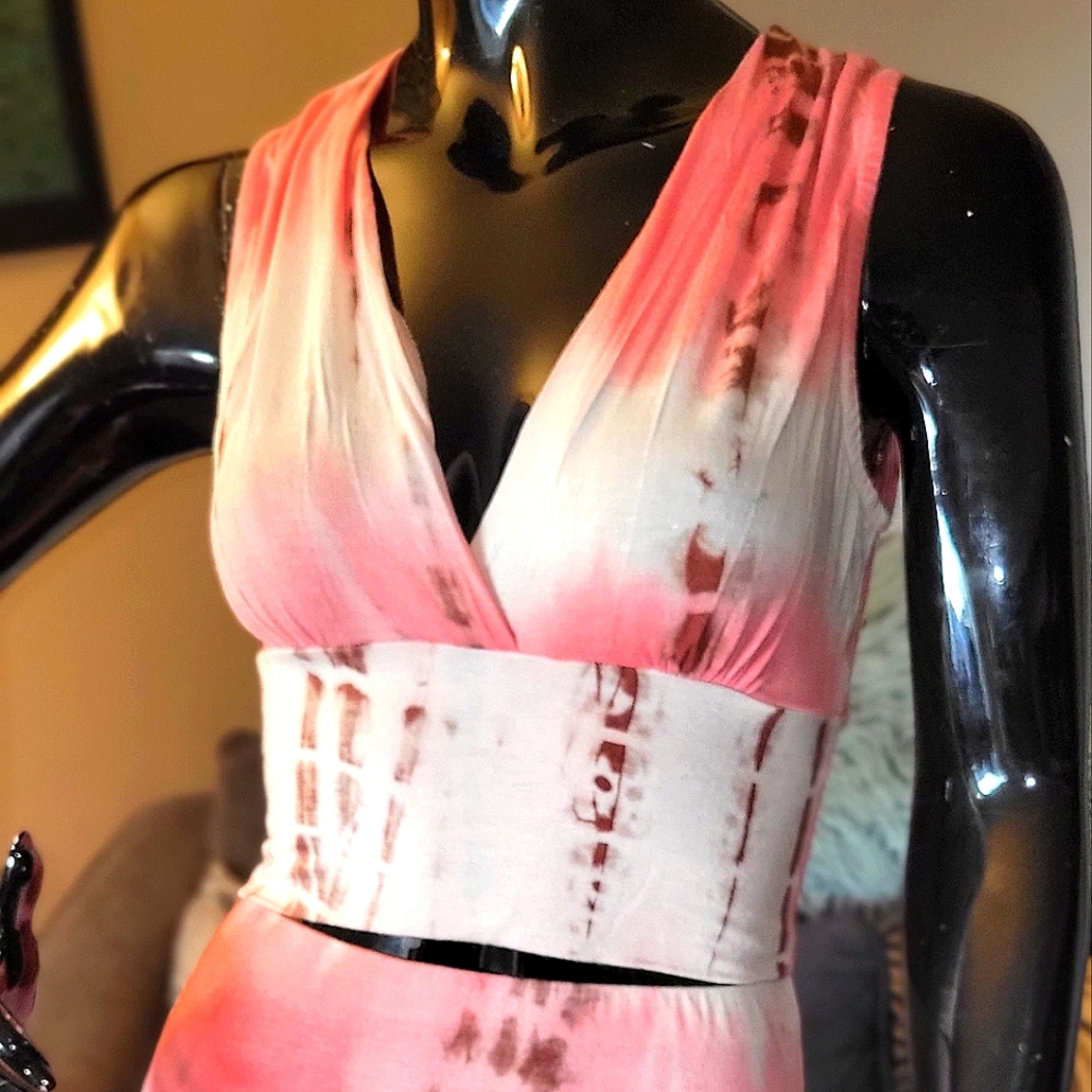 🔥SuperHawt TyeDye Skirt Set!
